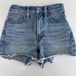 Great condition - Madewell The Perfect Jean Short - size 24 - Free Shipping